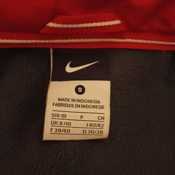 Nike red softshell jacket women's size L - Picture 6 of 8